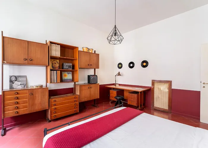 Maroon Flat Colosseo, 800 Mt From Amphitheater Apartment *